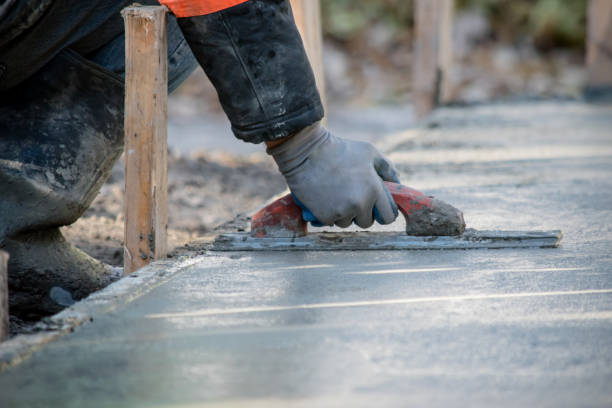  Uhrichsville, OH Concrete contractor Pros